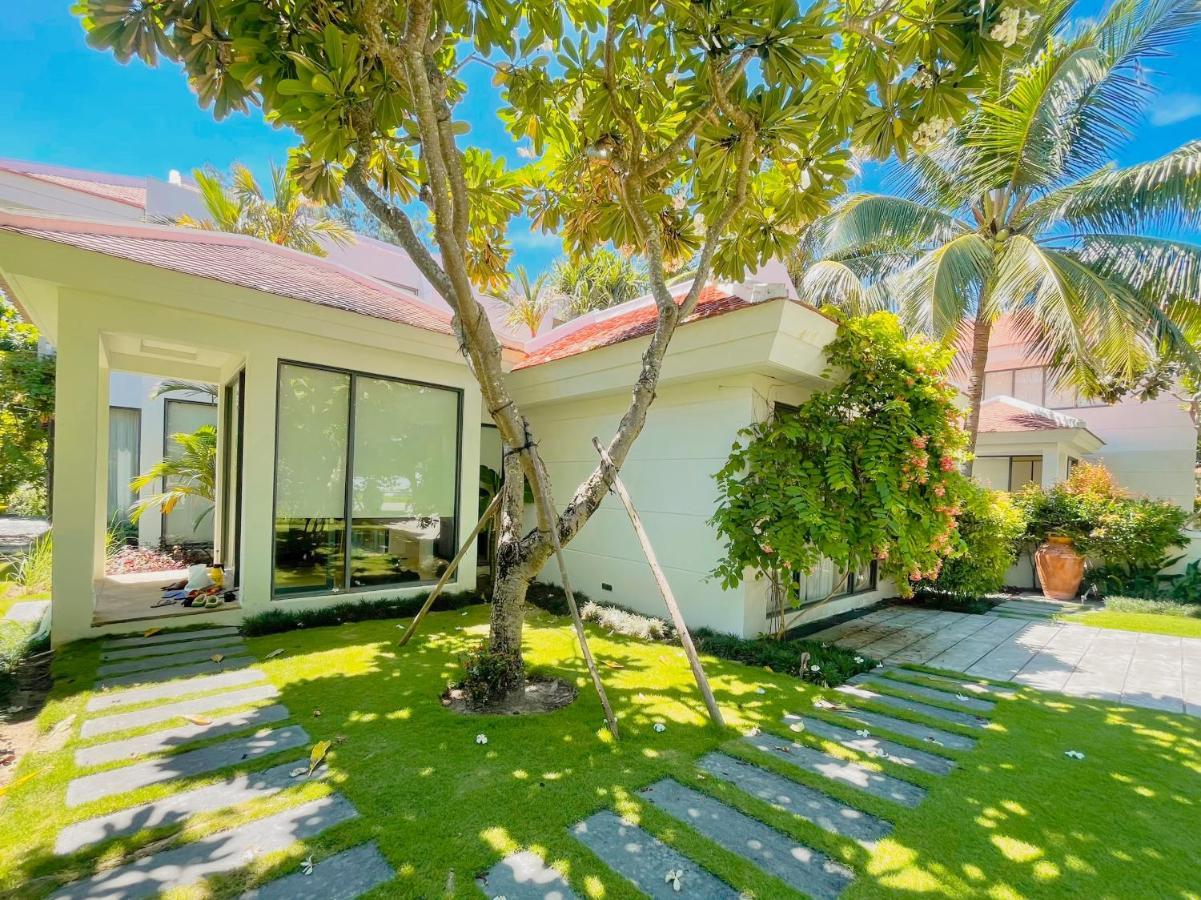 Luxury Pool Villa Close To The Private Beach Da Nang Exterior photo