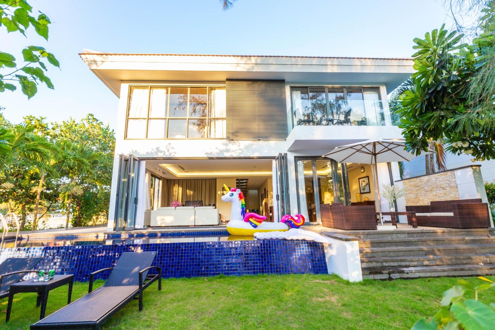 Luxury Pool Villa Close To The Private Beach Da Nang Exterior photo